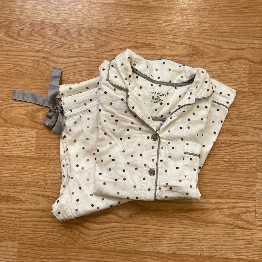 Xhilaration White Polka Dot Fleece Pajama Set